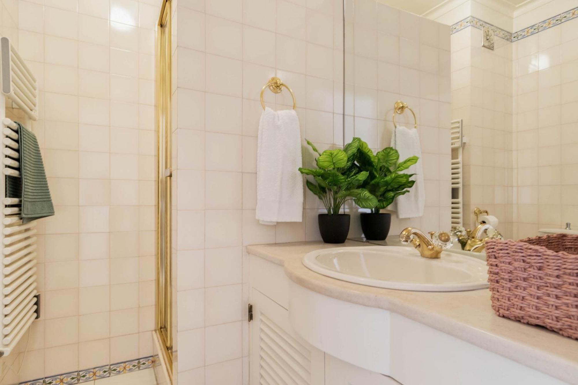 Central Cascais Apartment With Private Parking מראה חיצוני תמונה