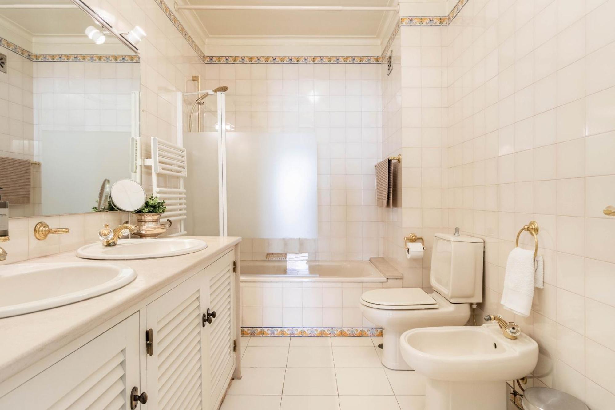 Central Cascais Apartment With Private Parking מראה חיצוני תמונה